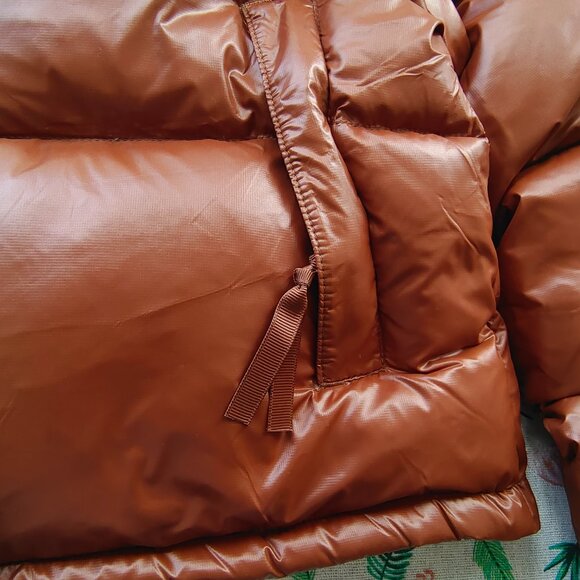 The North Face Nuptse Short Jacket - Picture 9 of 14